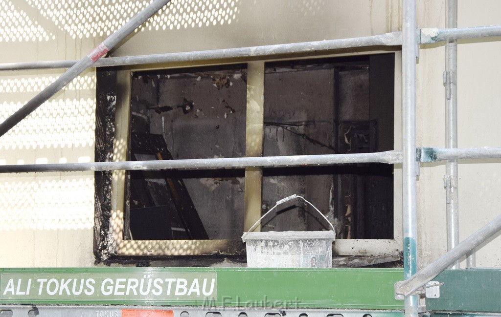 Explo Feuer 2 Koeln Kalk Hoefestr P119.JPG - Miklos Laubert